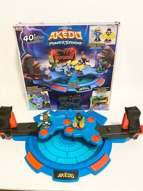 Akedo Ultimate Arcade Warriors Triple Strike Tag Team Arena Working w 2 Figures